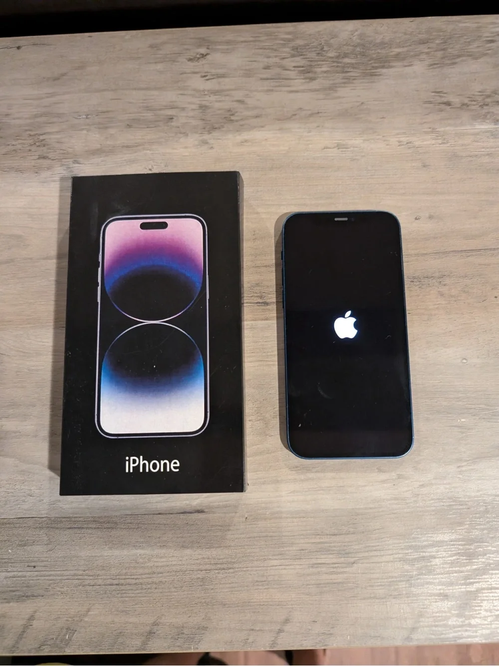 Apple iPhone 12 Blue